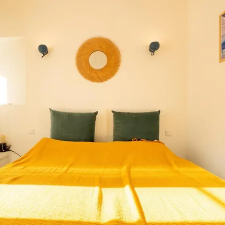 A L'elegance Apartment